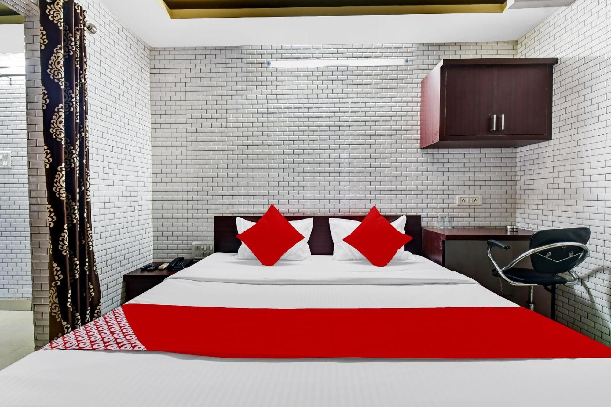 Hotel O Eleven Hotel & Banquet 코타 외부 사진