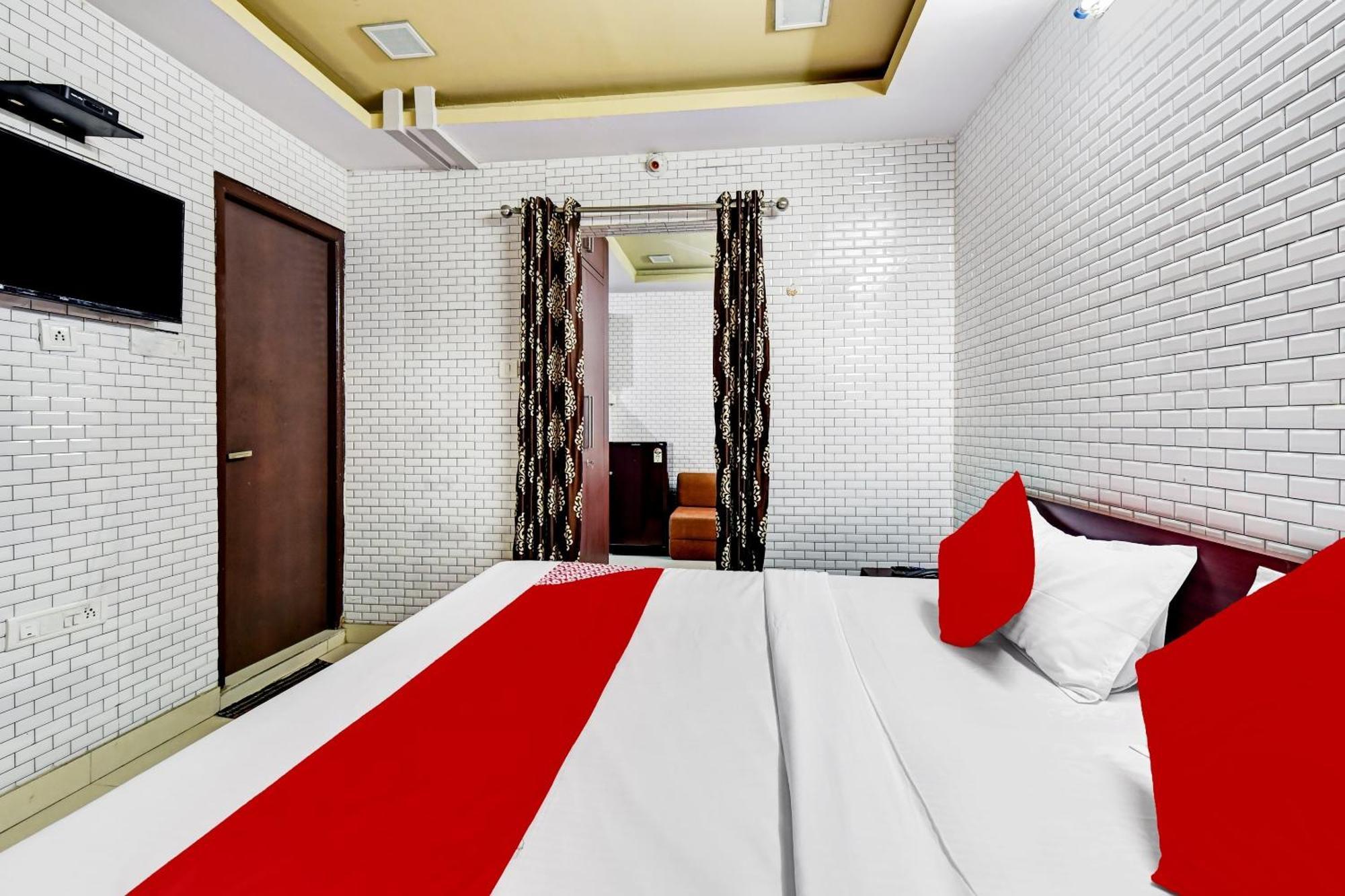 Hotel O Eleven Hotel & Banquet 코타 외부 사진